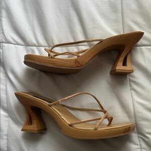 Vintage Splash Tan Strappy Sculpted Heel Sandals
